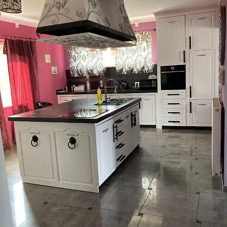 Apartmany Sabinovska Прешов Экстерьер фото